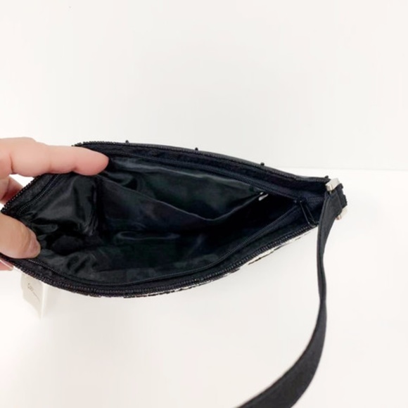 NWT Lady Unique Hand Bag with Tassel - Picture 3 of 4